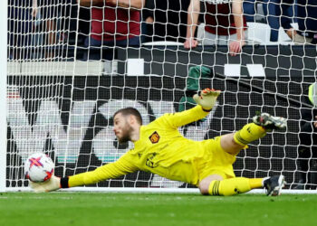 Manchester United defeated by West Ham – costly error from David De Gea