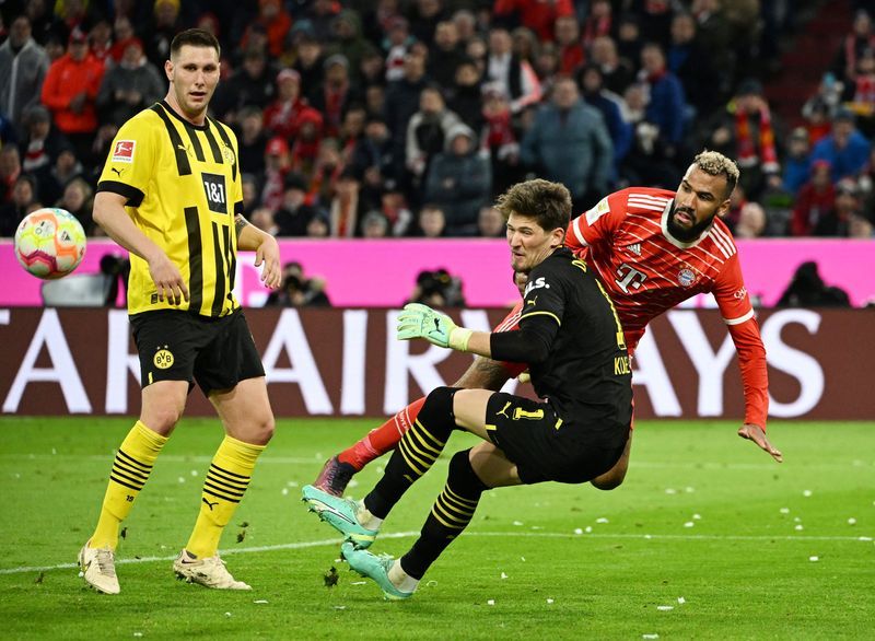 Bayern Munich outclass Borussia Dortmund 4-2: Flawed performance from Gregor Kobel