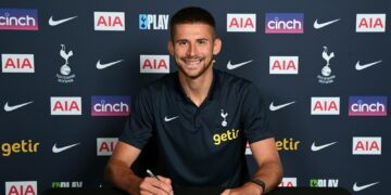Tottenham secure goalkeeper Guglielmo Vicario from Empoli in £17.2m deal